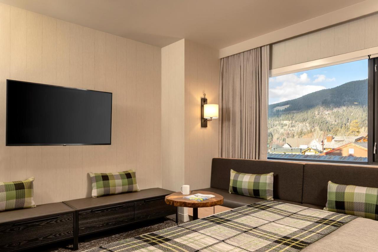 Peaks Hotel And Suites Μπανφ Εξωτερικό φωτογραφία