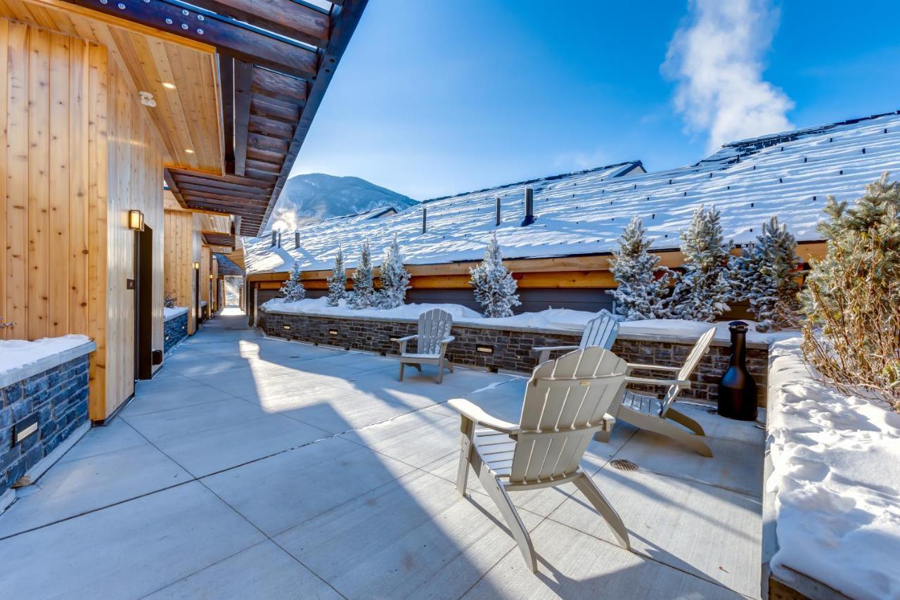 Peaks Hotel And Suites Μπανφ Εξωτερικό φωτογραφία